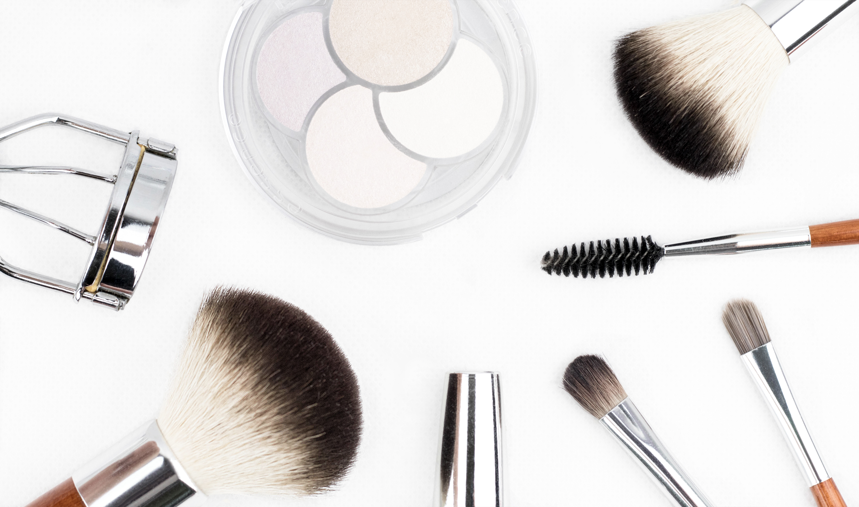 The hottest make up trends for summer 2017